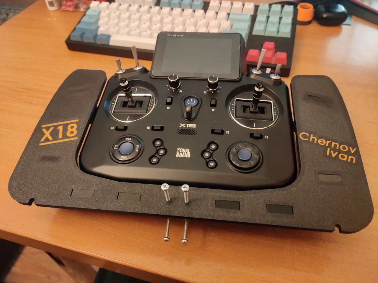 Столик аппаратуры из PETG-CF